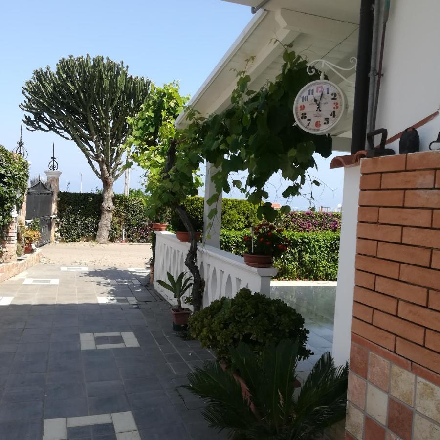 Appartamenti Santa Venere Parcheggio privato Tropea Esterno foto