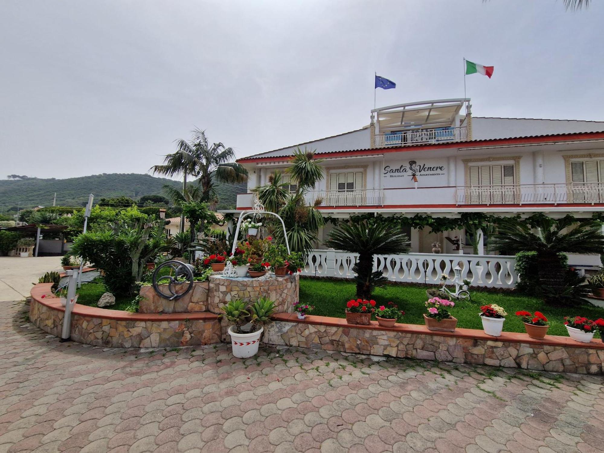 Appartamenti Santa Venere Parcheggio privato Tropea Esterno foto